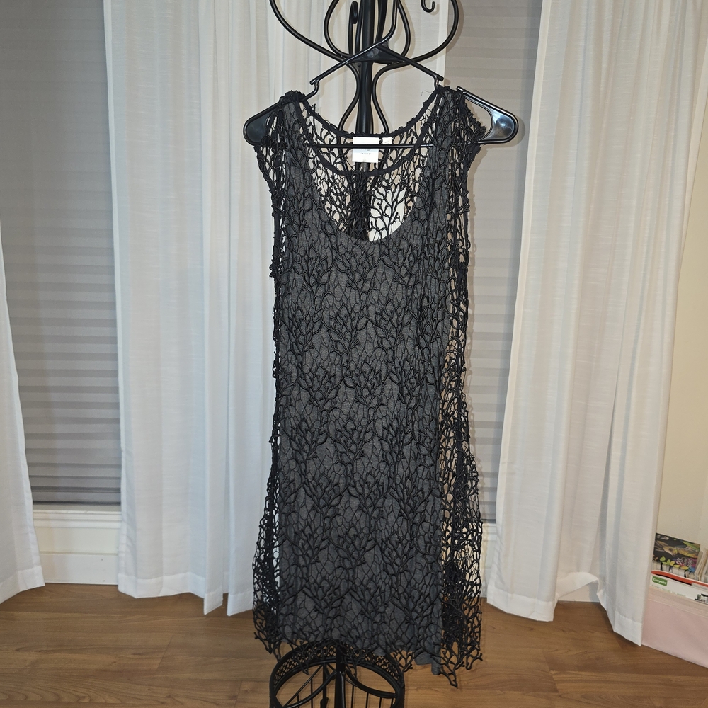 HD in Paris Elegant Black Lace Design